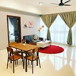 Regalia Luxury Suites Klcc - By Cozy Stay
