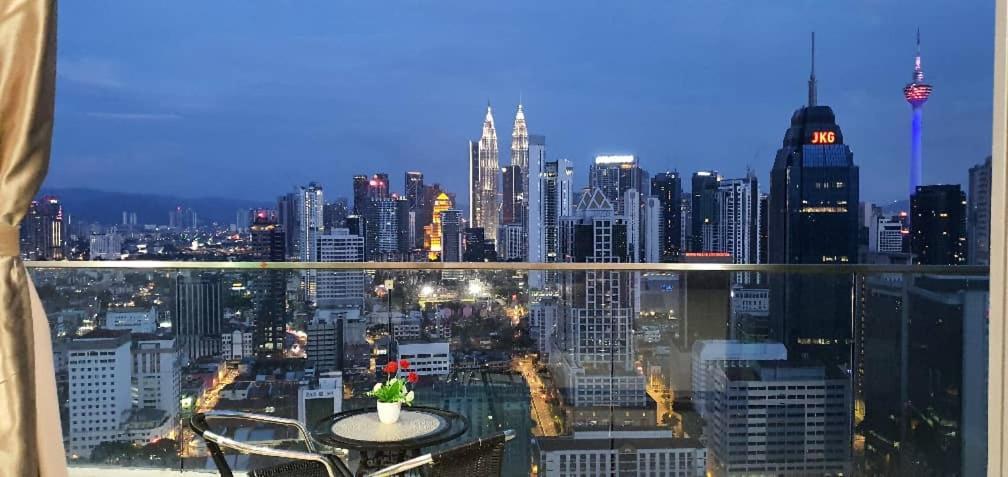 Pangsapuri Regalia Luxury Klcc - By Cozy *